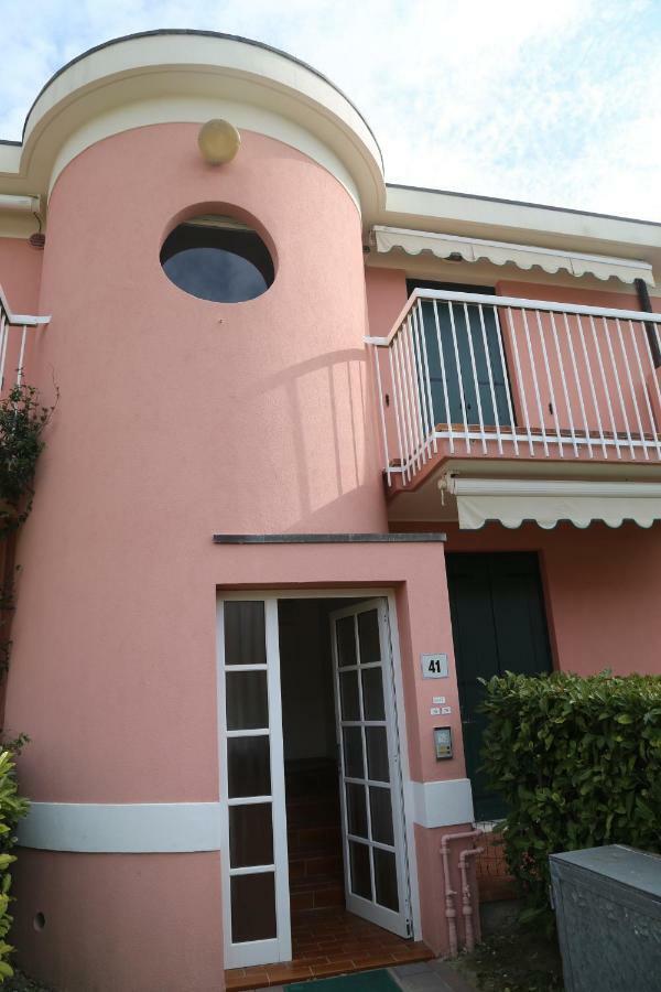 דירות קוואלינו-טראפורטי Seaside Terrace & Pool Getaway מראה חיצוני תמונה
